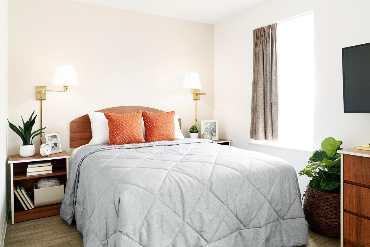 Intown Suites Extended Stay Greensboro Nc - Lanada エクステリア 写真