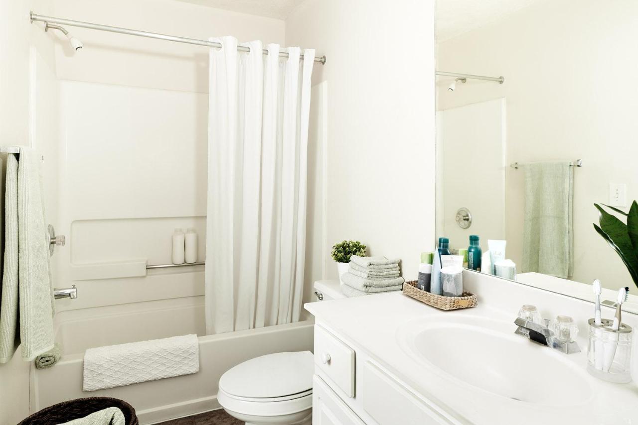 Intown Suites Extended Stay Greensboro Nc - Lanada エクステリア 写真