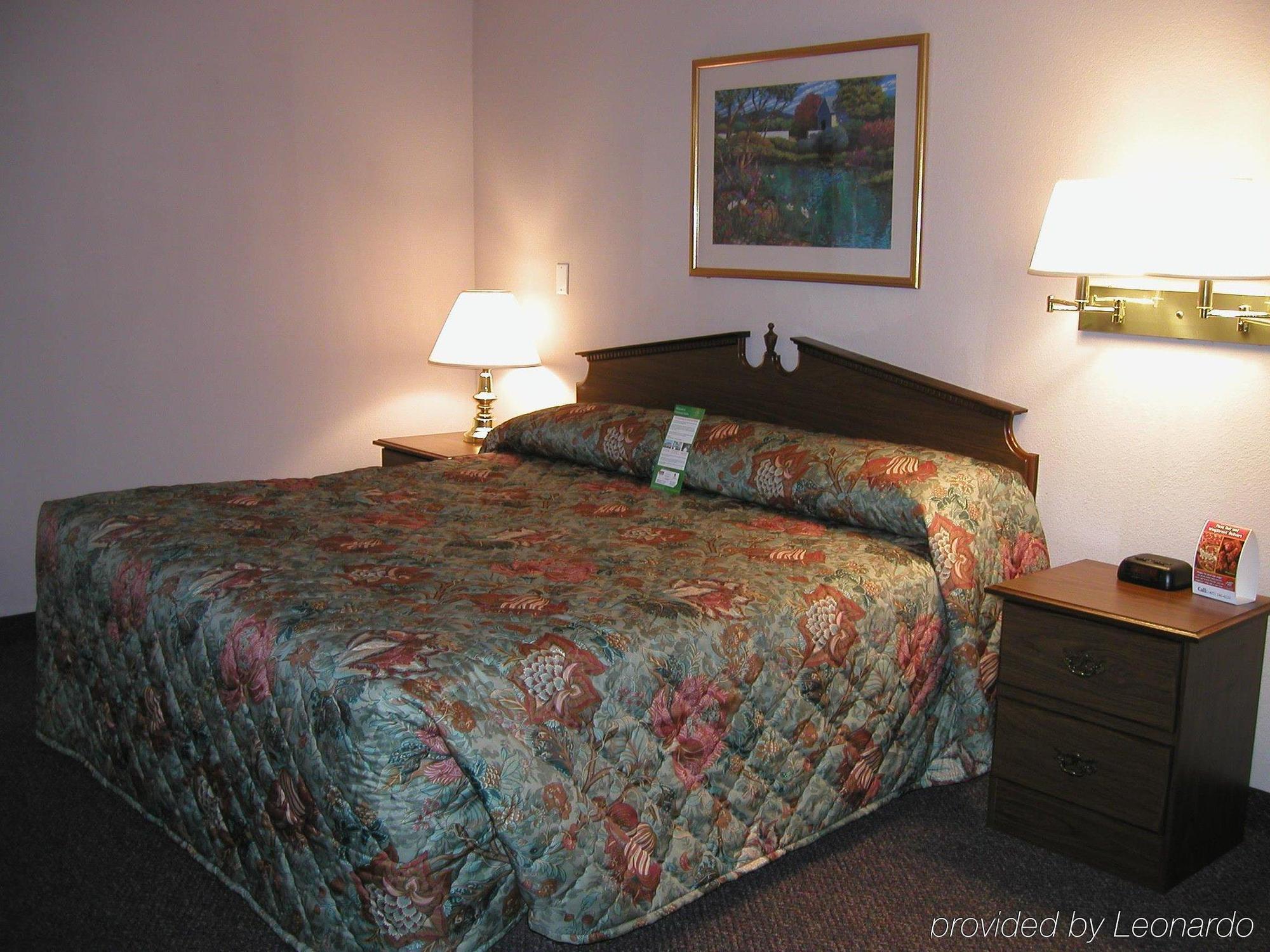 Intown Suites Extended Stay Greensboro Nc - Lanada 部屋 写真
