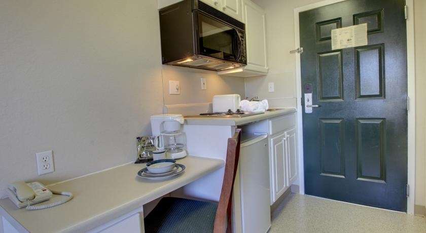 Intown Suites Extended Stay Greensboro Nc - Lanada 部屋 写真