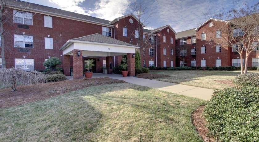 Intown Suites Extended Stay Greensboro Nc - Lanada エクステリア 写真