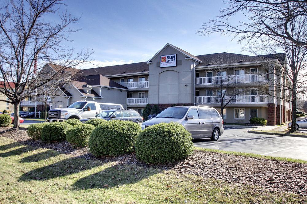 Intown Suites Extended Stay Greensboro Nc - Lanada エクステリア 写真