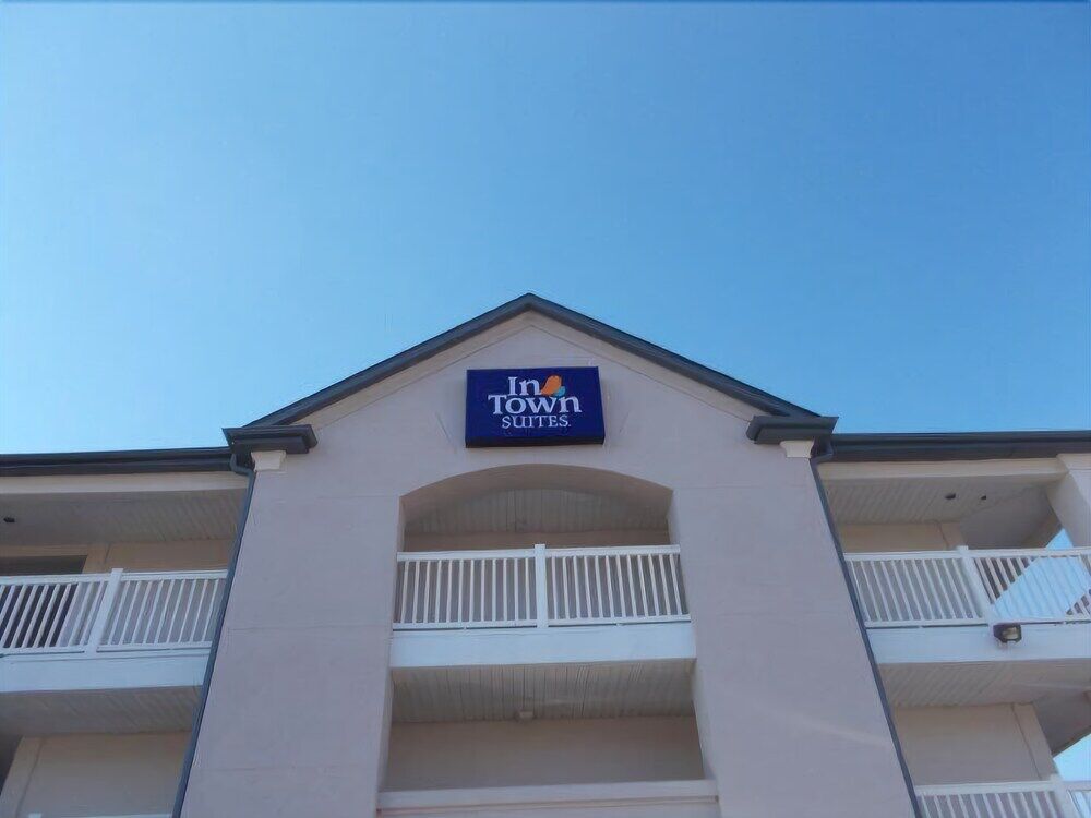 Intown Suites Extended Stay Greensboro Nc - Lanada エクステリア 写真
